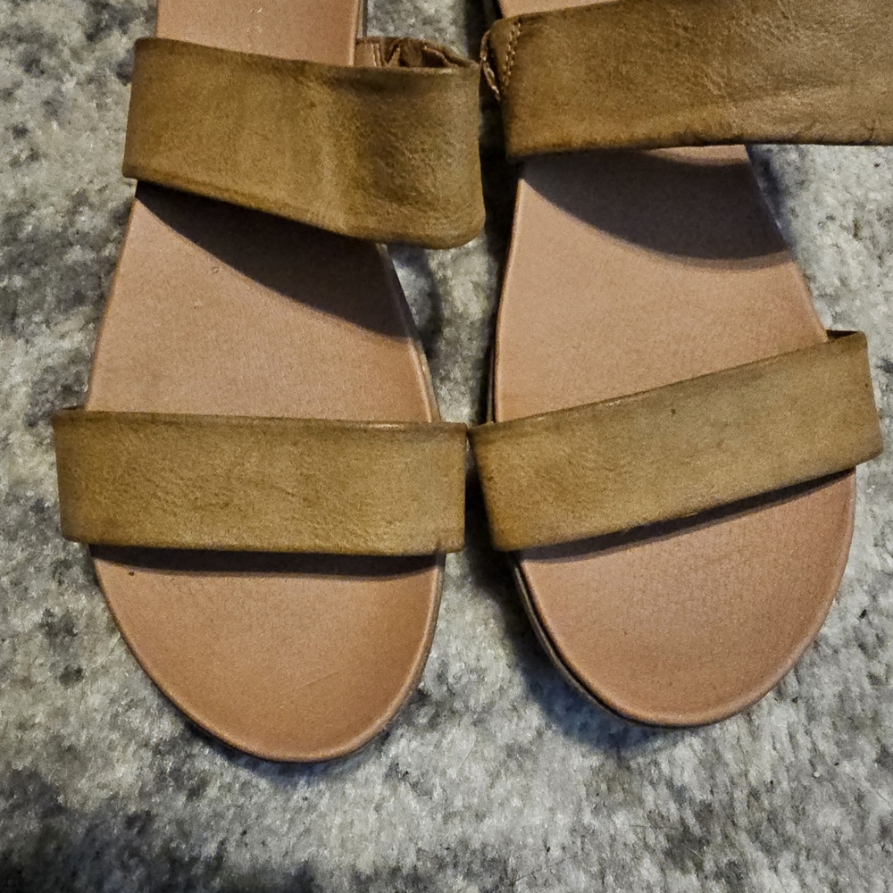 Madden Girl "Alie" Cognac Tan Light Brown Wood Platform Strappy Slides Sandals - Picture 6 of 14